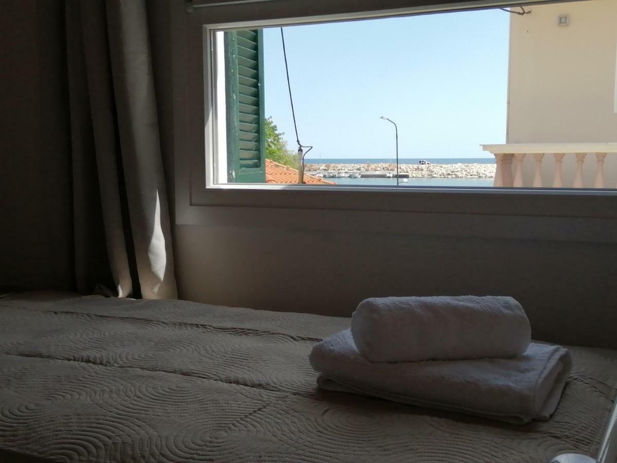Mary&Nick Apartment Лименария Экстерьер фото